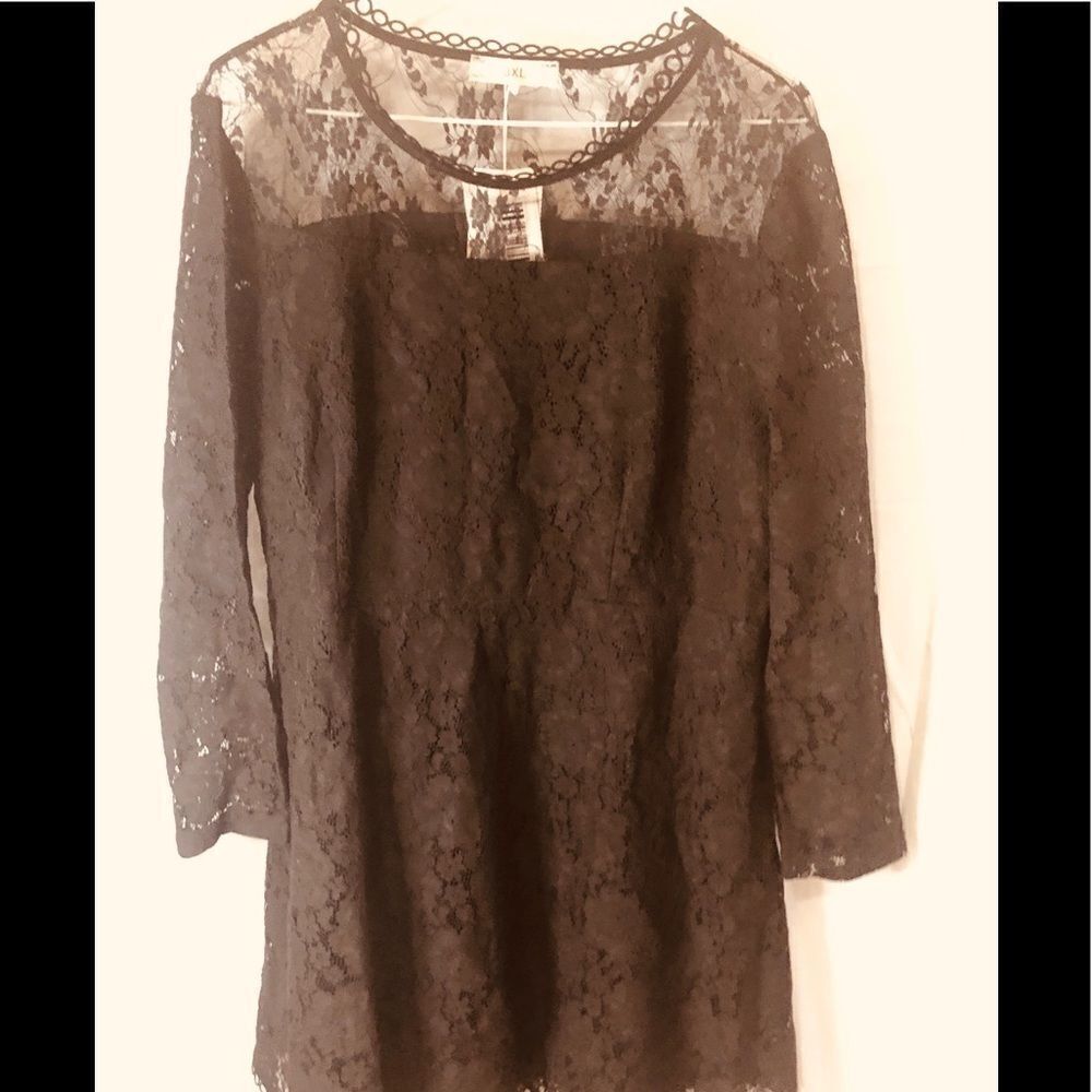 Coeur De Vague Lace Dress - size 12